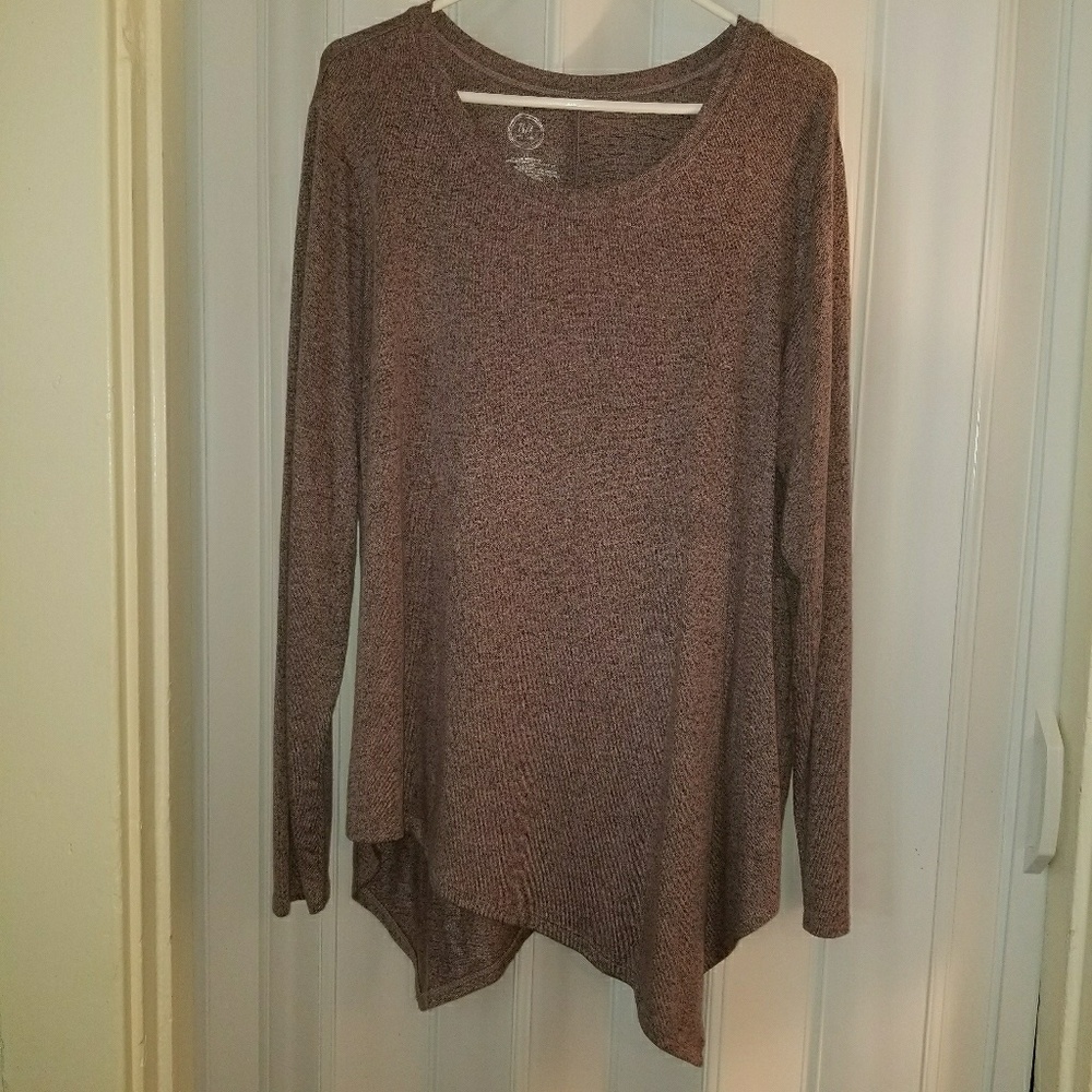 Maurice's light sweater